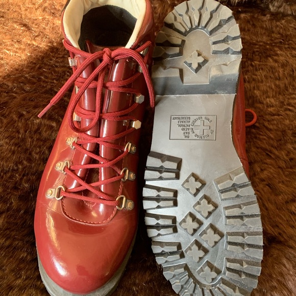 Dr. Martens Holt hiker deep red patent leather, UK9.  Gently worn 1 or 2 times. - Picture 2 of 9